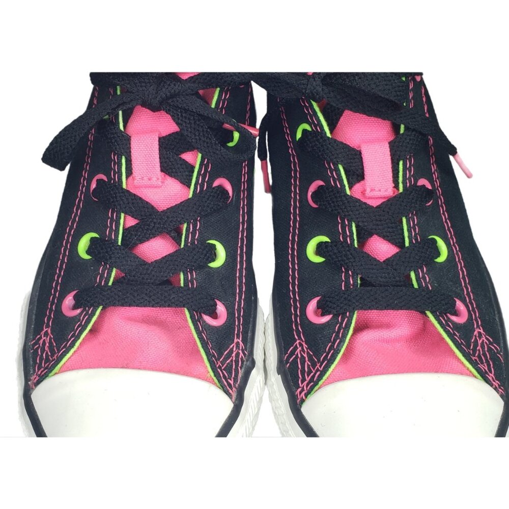 Converse All Star Chuck Taylor Sneakers US size 3 (Girls)